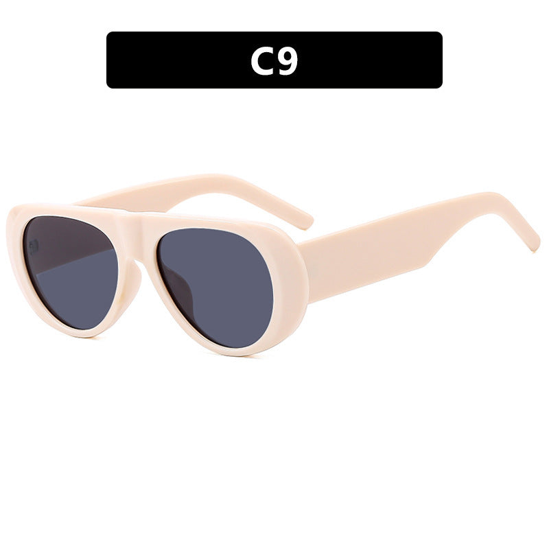 Damen zeitgenössische Sonnenbrille mit innovativem Design Brehn