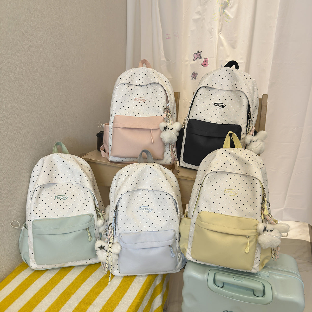 Stylischer gepunkteter Rucksack Brehn