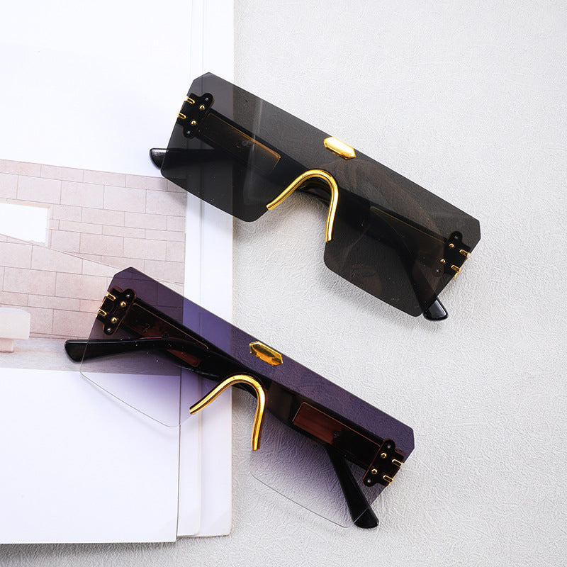 Damen futuristische Fashion-Sonnenbrille Brehn