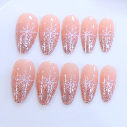 Glitzernde Schneeflocken Nagelkunst Brehn