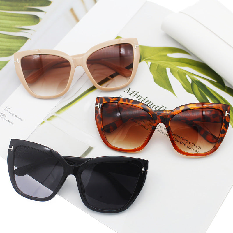 Damen Cat-Eye Sonnenbrille mit eleganten Akzenten Brehn