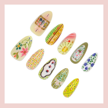 Kunstnagelset mit aufwendigen floralem und buntem Desig Brehn