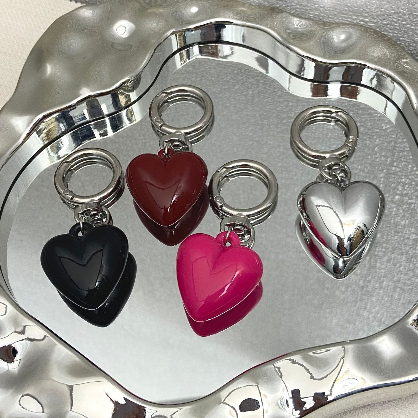 Herzförmiger Charm Schlüsselanhänger Brehn