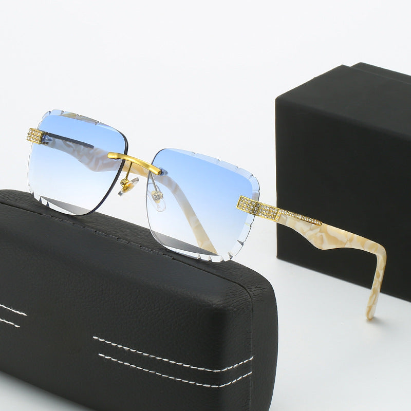 Damen Modische Sichtbrille mit luxuriösen Akzenten Brehn