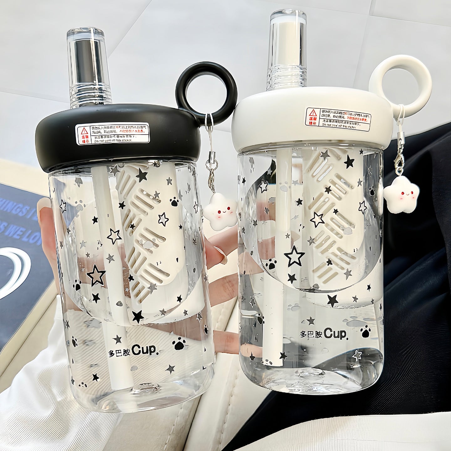 Damen Trinkflasche mit integriertem Fruchtfilter und charmantem Anhänger Brehn