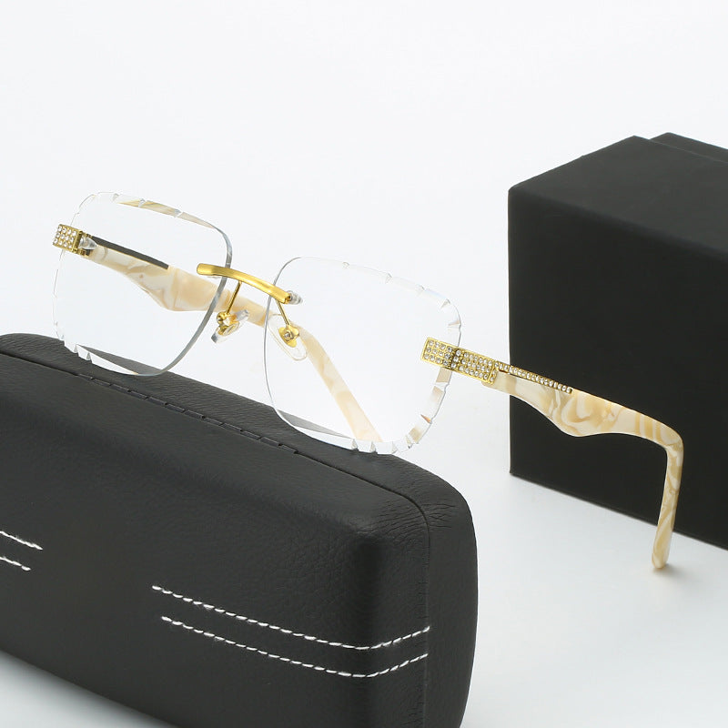 Damen Modische Sichtbrille mit luxuriösen Akzenten Brehn