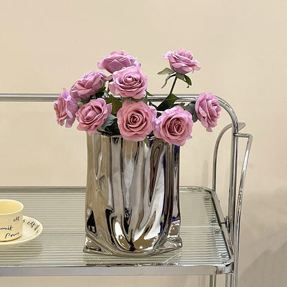Zeitgenössische metallische dekorative Vase