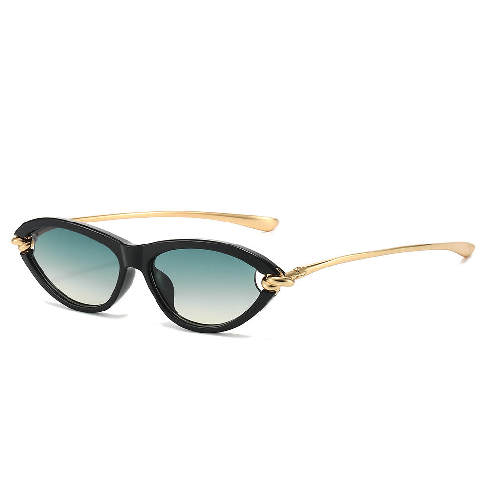 Chic Cat-Eye Sonnenbrille mit goldenen Akzenten Brehn