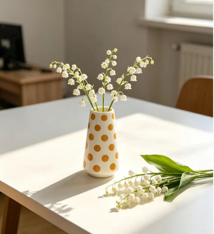 Moderne gepunktete Keramikvase Brehn