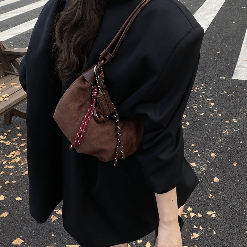 Designer Wildleder-Handtasche