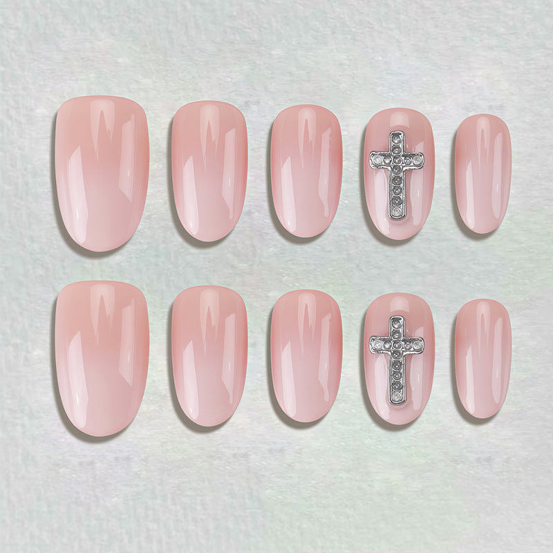 Elegante Press-On-Nagelkunst mit Kreuzdesign Brehn
