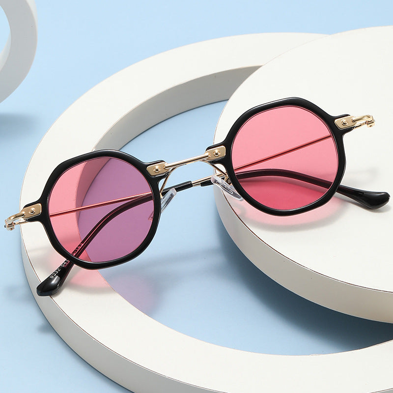 Damen Designer-Sonnenbrille mit hexagonalem Rahmen und luxuriösen Metallakzenten Brehn
