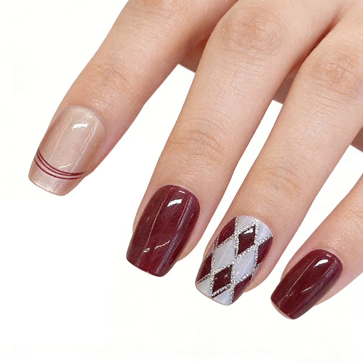 Künstlerisches Press-On Nagelset Brehn