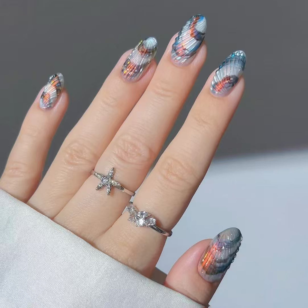 Künstlerisches Muscheln-inspiriertes Nagelkunstset