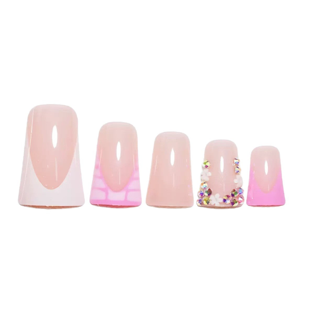 Glamouröse mit Strass verzierte Nagelkunst Brehn