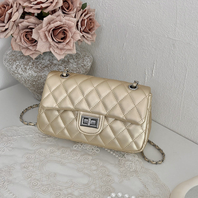 Gequiltete Kettenriemen Abendclutch Tasche