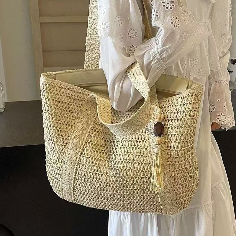 Handgefertigte Basttasche Brehn