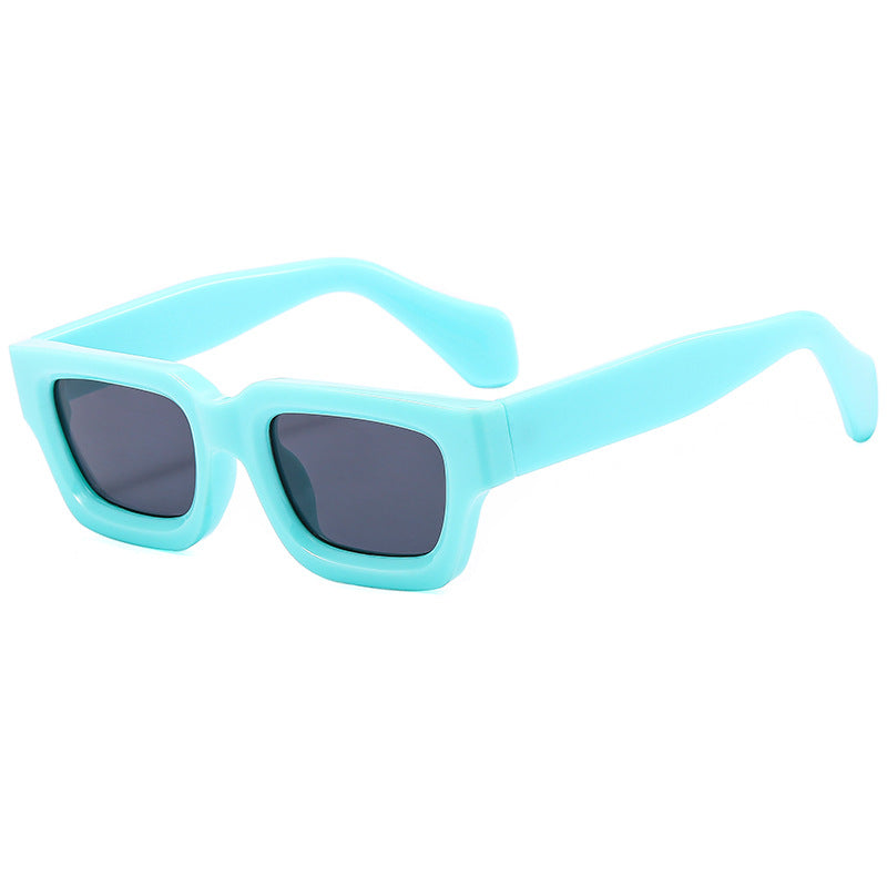 Damen Sonnenbrille im modernen und futuristischen Rechteckdesign Brehn