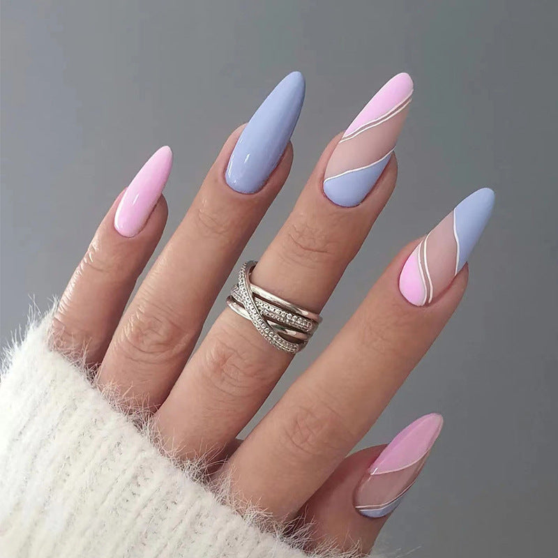 Künstlerisches Herz-Akzent Press-On Nagelset Brehn