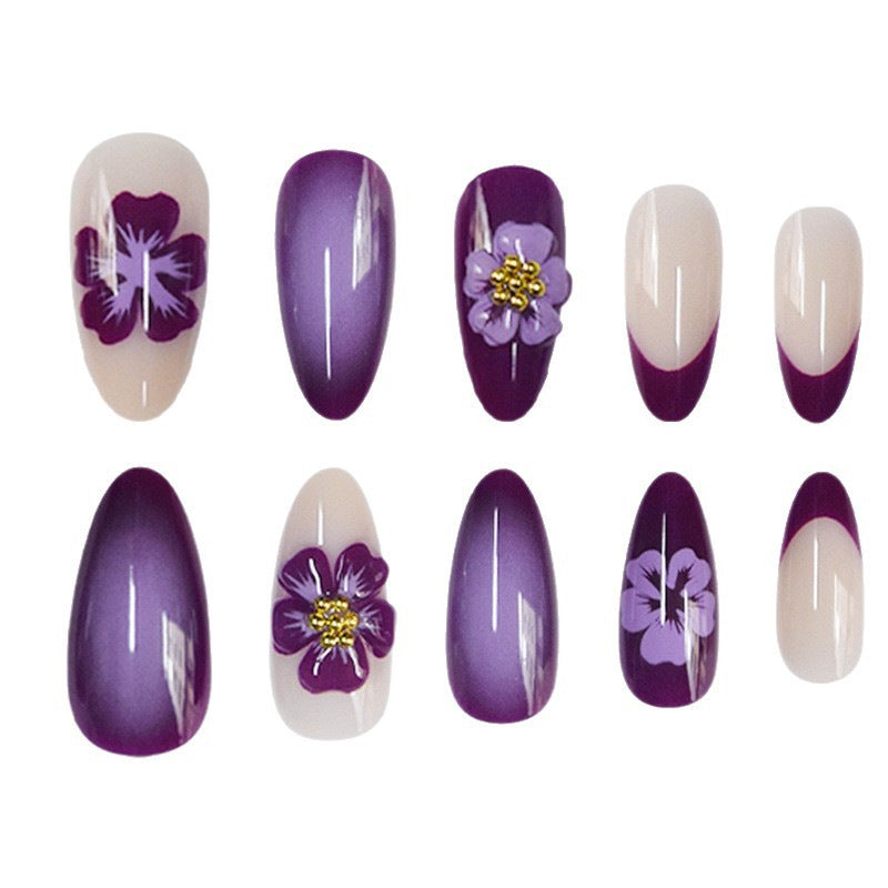 Künstlerisches Florales Design Press-On Nagelset Brehn