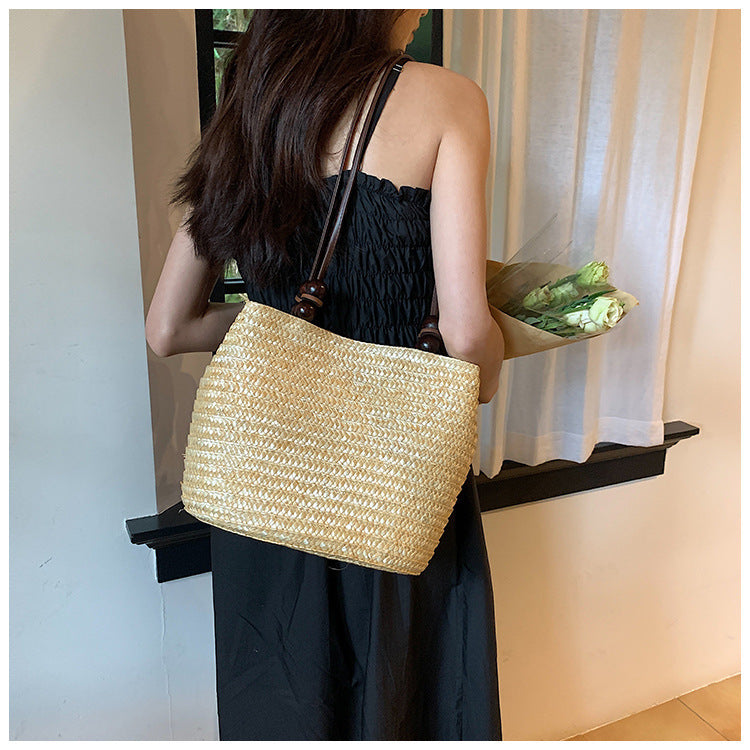 Elegante Strandtasche Aus Handgearbeitetem Naturmaterial Brehn