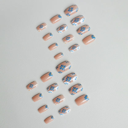 Florales Acryl-Nagelkunst-Design