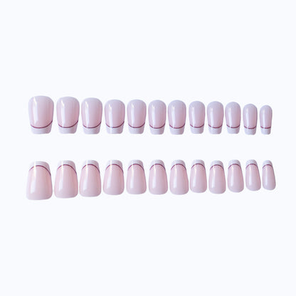 Elegante Franse Tipp Acryl Nagelkunst