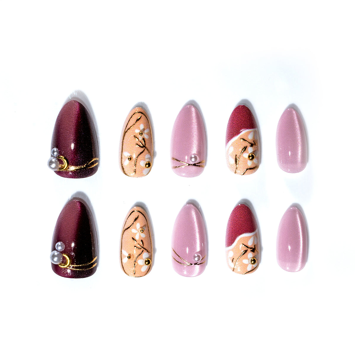 Elegantes Aufklebenägel-Set mit Perlen- und Goldakzenten Brehn
