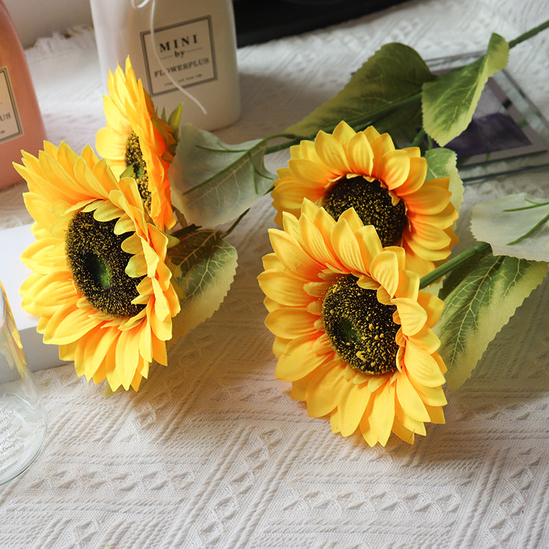Lebensechter Sonnenblumenstiel
