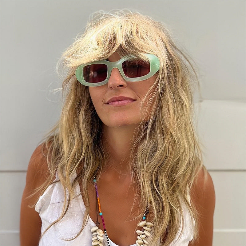 Damen Modische Sonnenbrille mit weichem, geschwungenem Rahmen Brehn