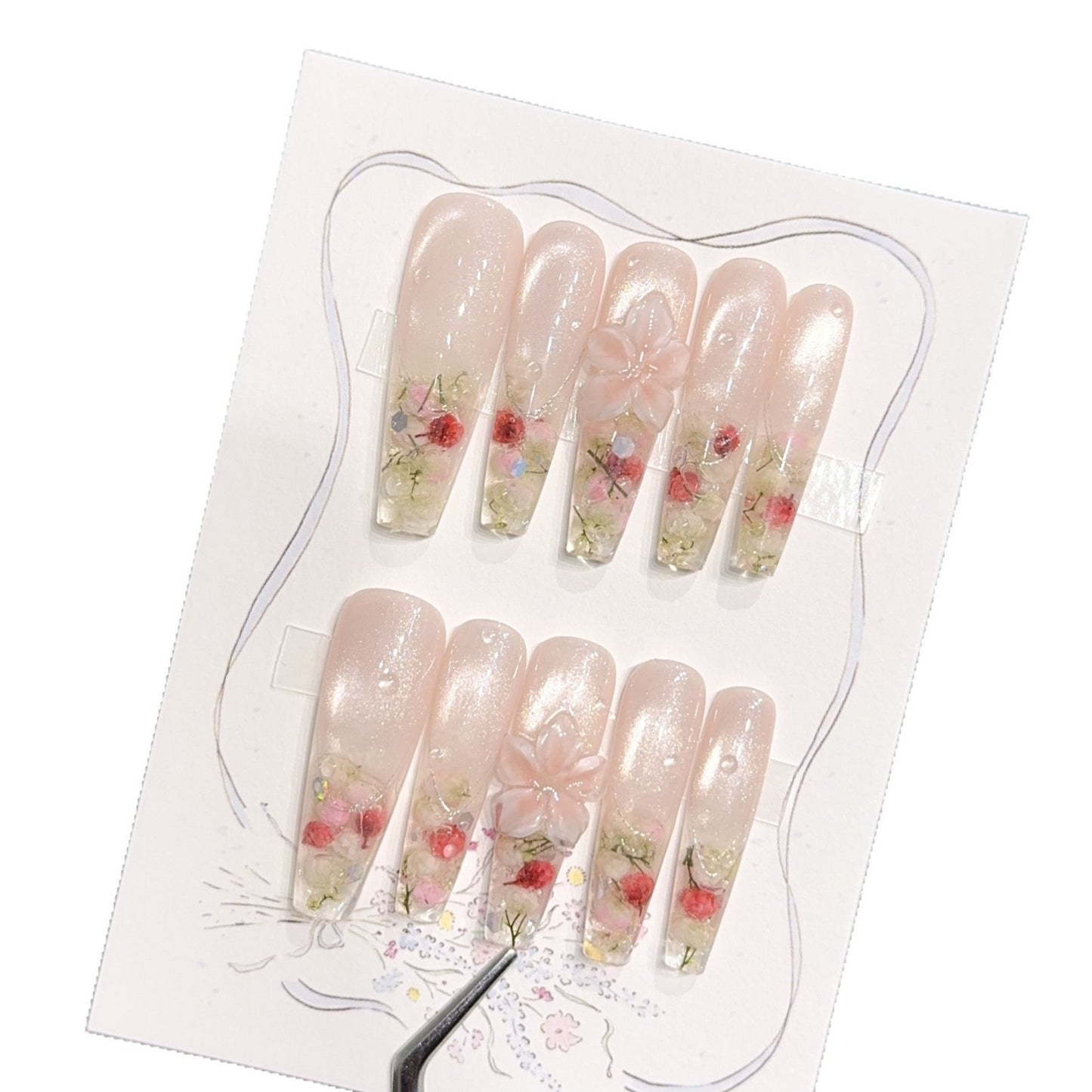 Künstliche Nagelspitzen mit Floralen Details Brehn