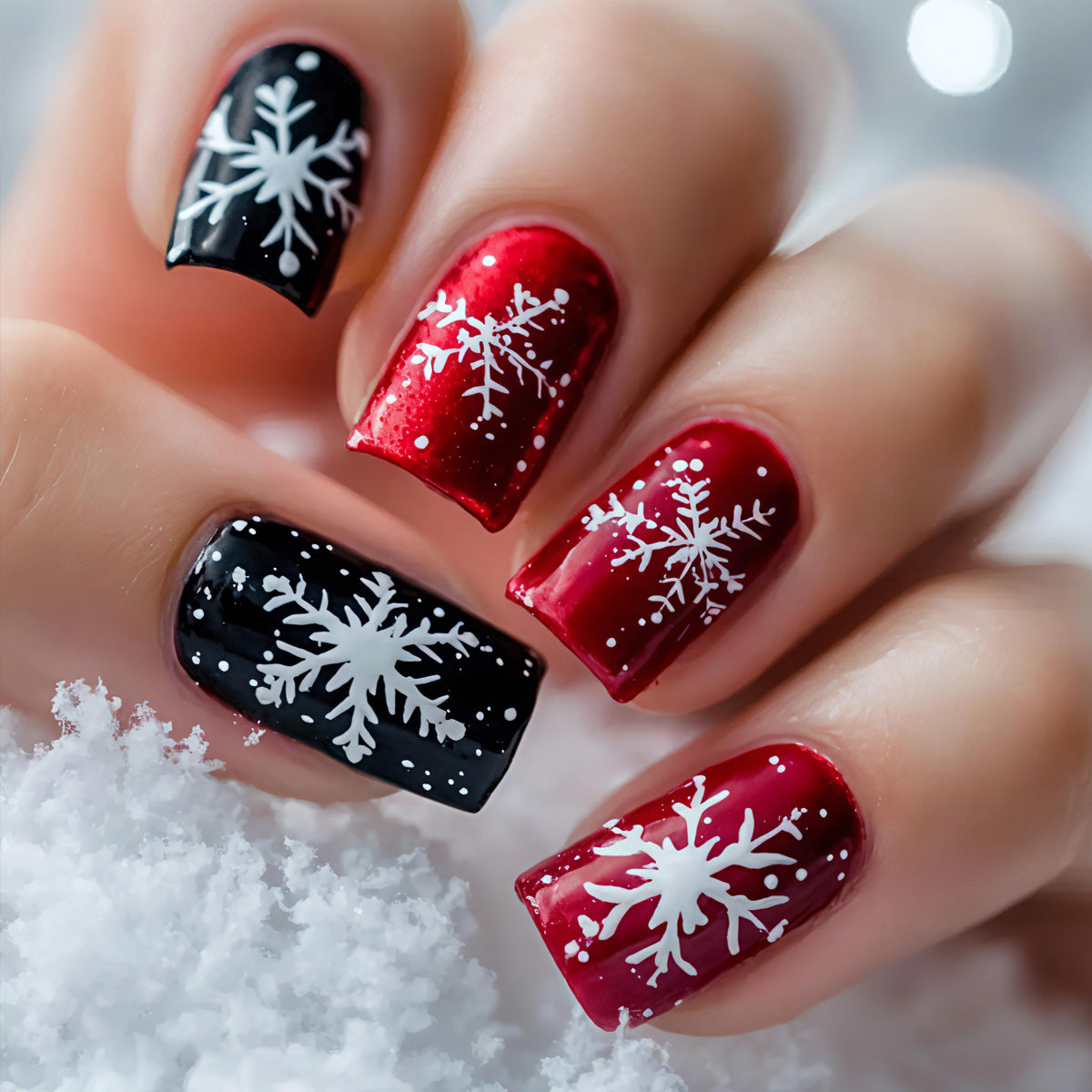 Kunstnägel mit Winterlichem Schneeflocken-Motiv Brehn