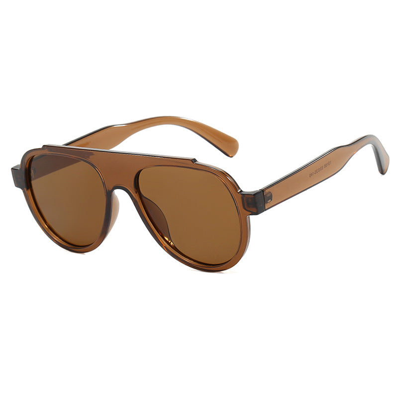 Damen stilvolle schwarze Sonnenbrille im modernen Design Brehn