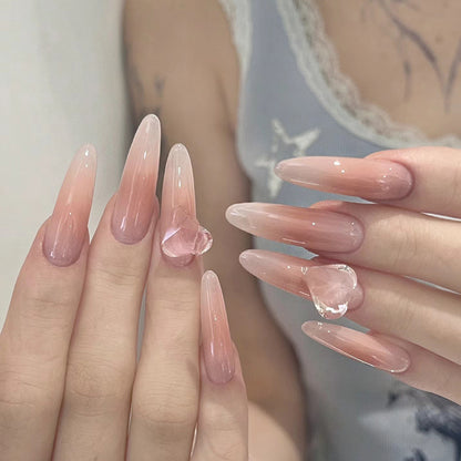 Elegante Ombre Stiletto Press-On Nägel mit Herzakzenten Brehn