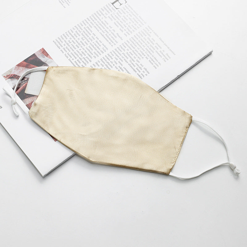 Hautfreundliche Seidenmaske Brehn
