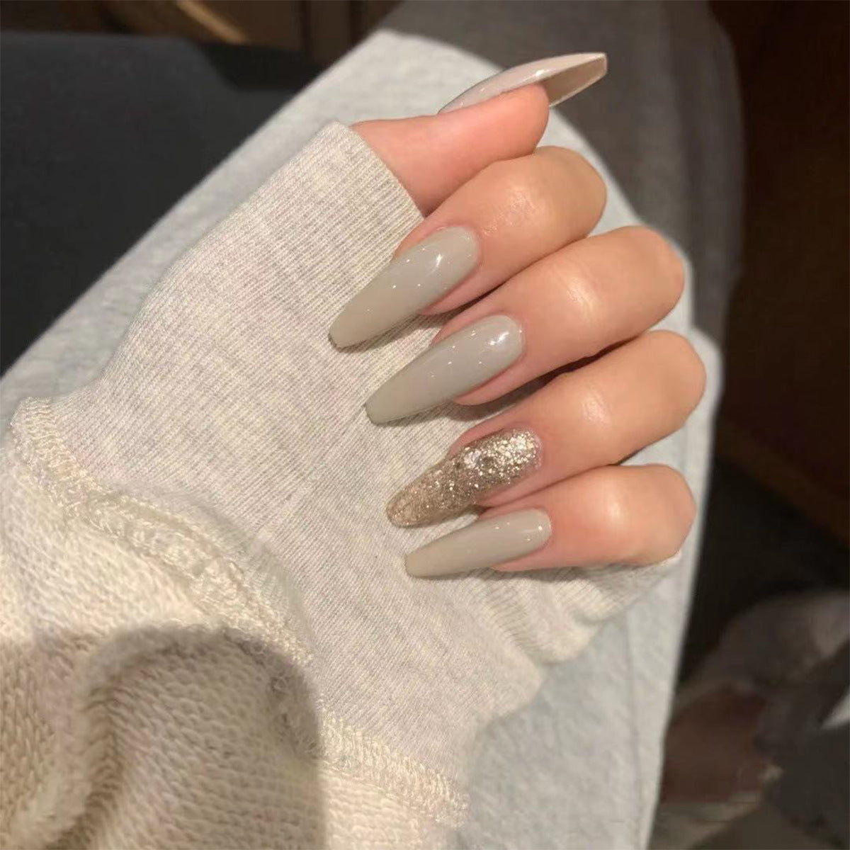 Künstliche Glitzer-Nägel Brehn