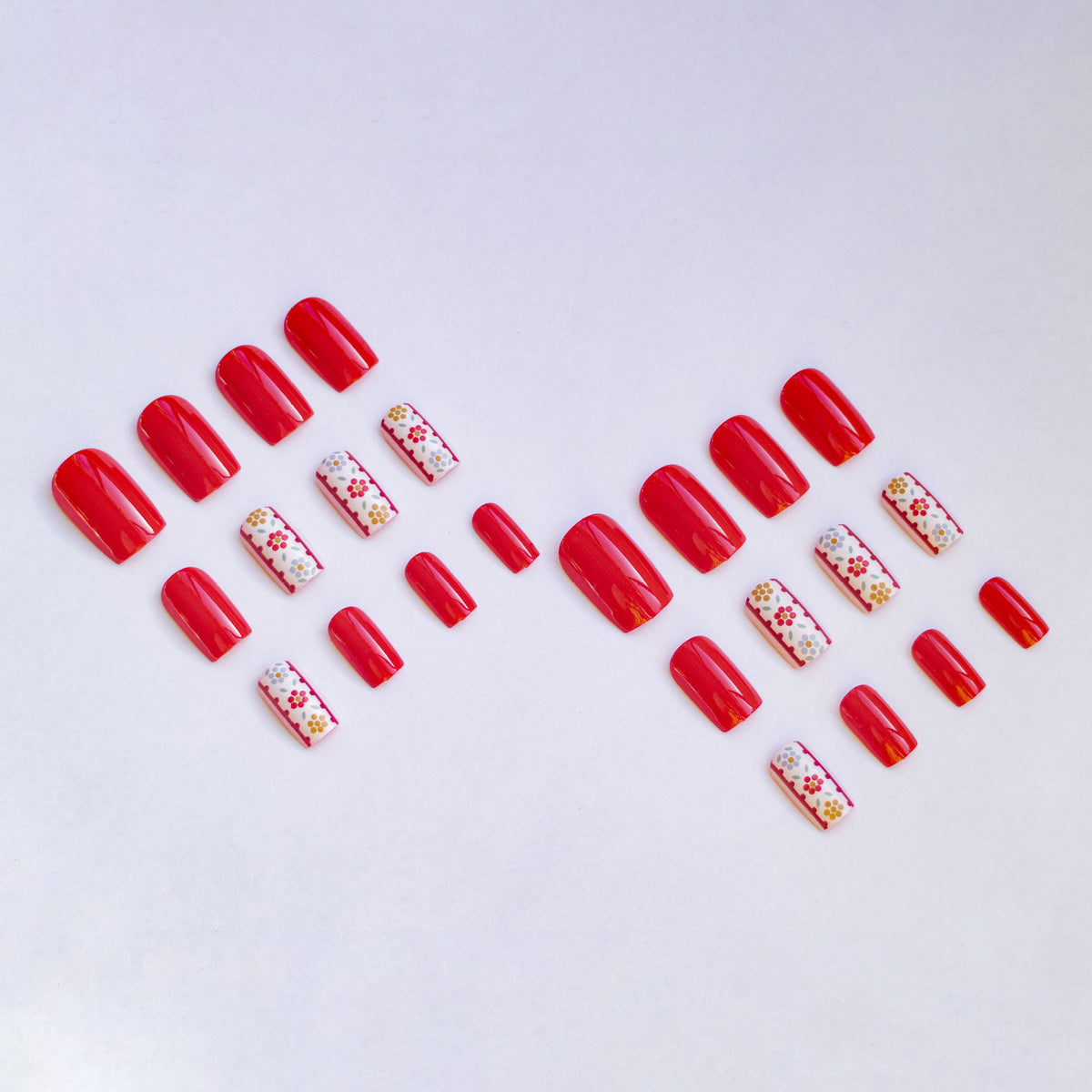 Künstlerische Nagelkunst