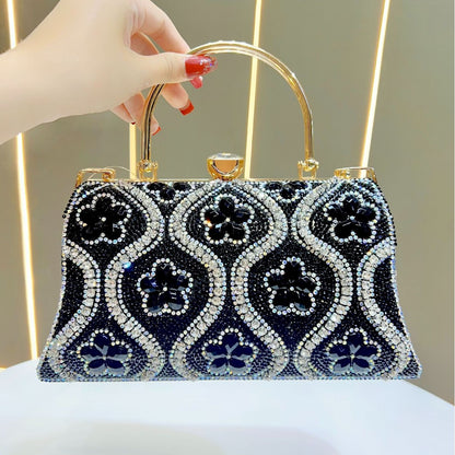 Strassverzierte Abendclutch