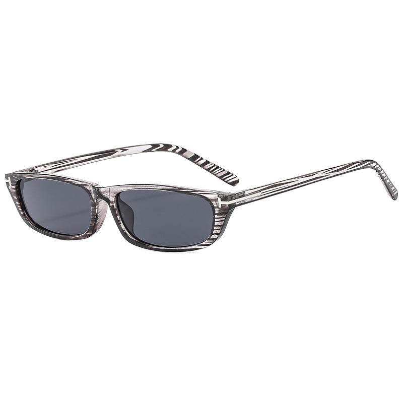 Damen modische Sonnenbrille im auffälligen Retro-Stil Brehn