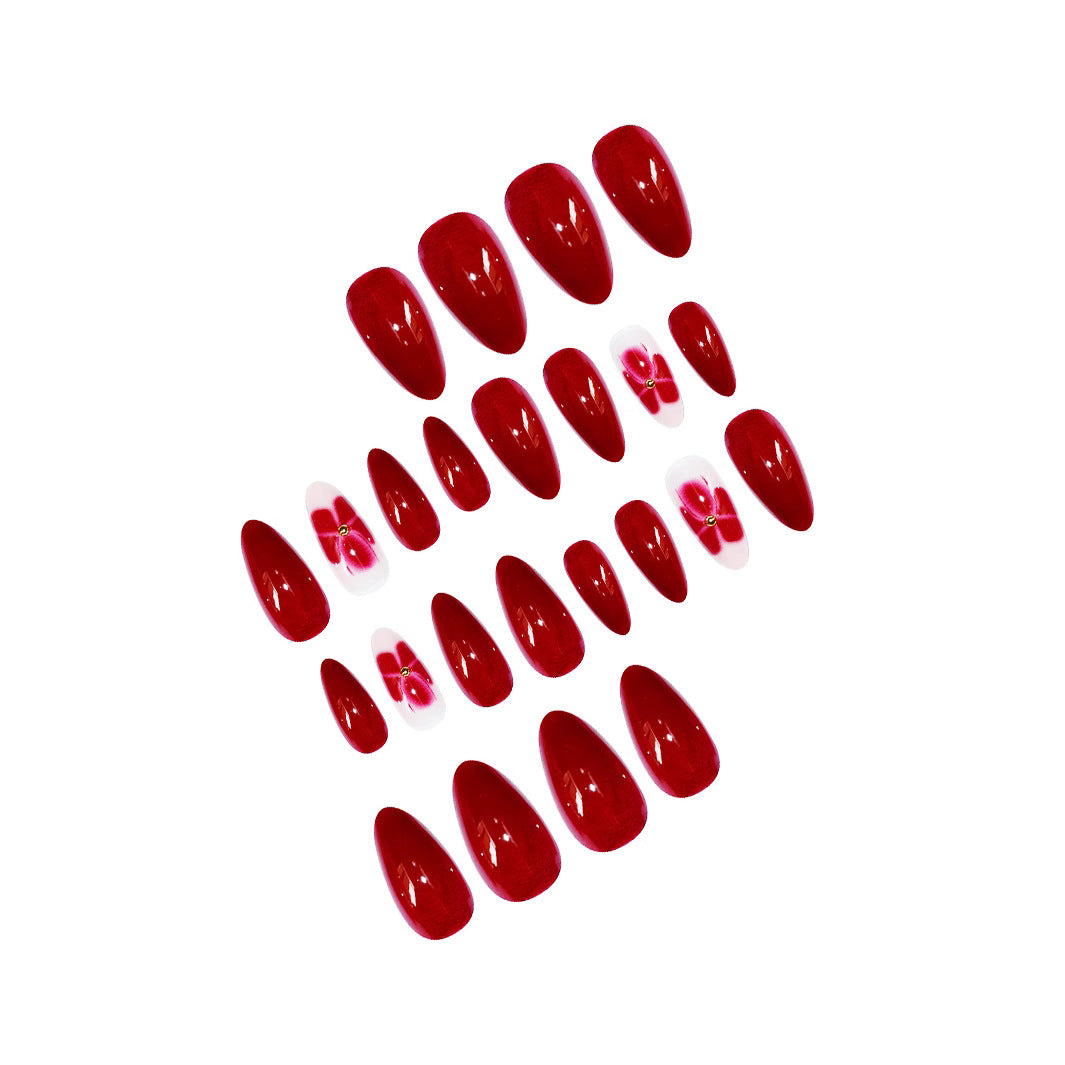 Elegante florale Press-On-Nagelkunst Brehn