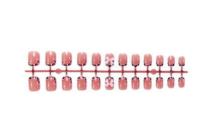 Kunstnagelset mit verspieltem Schleifen-Design und lebendigem Tierakzent Brehn