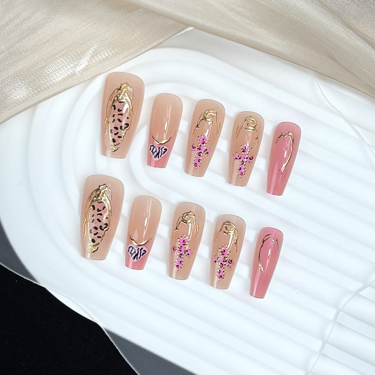 Premium Press-On Nail Tips Kit Brehn