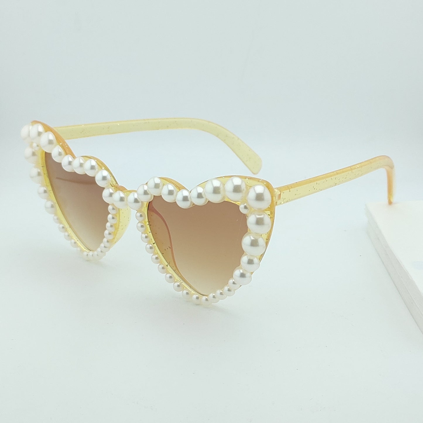 Herzförmige, perlenverzierte Sonnenbrille Brehn