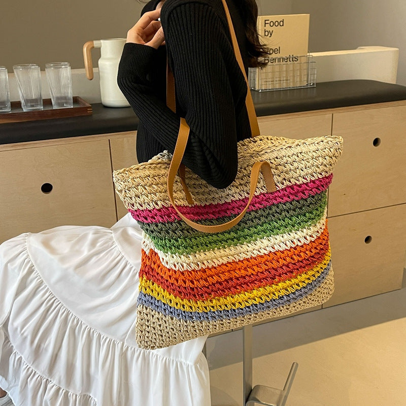 Handgefertigte Strandtasche mit Buntem Streifenmuster Brehn