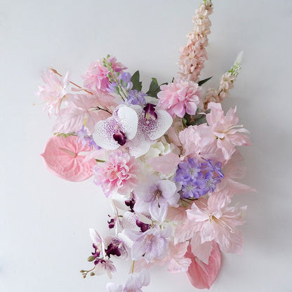 Lebensechte Seidenblumenarrangement