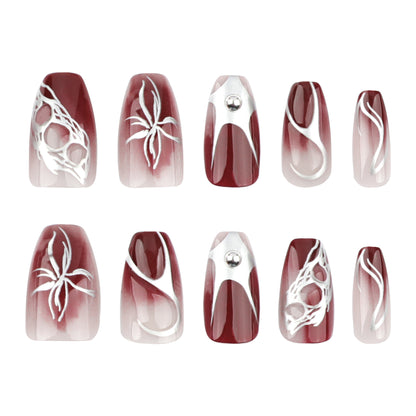 Kunstvolle Nagelverlängerungen mit filigranem Design Brehn