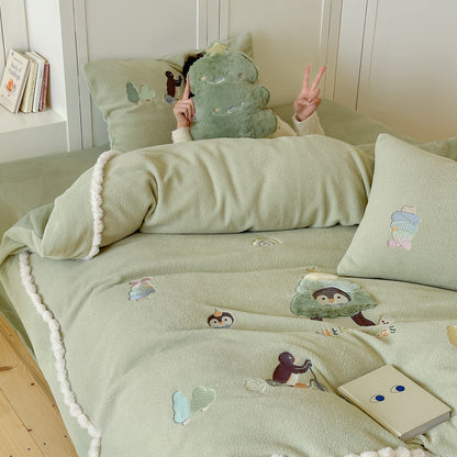 Plüsch Cartoon Applikation Pom-Pom-Borte Fleece Bettbezug Bettwäsche Set