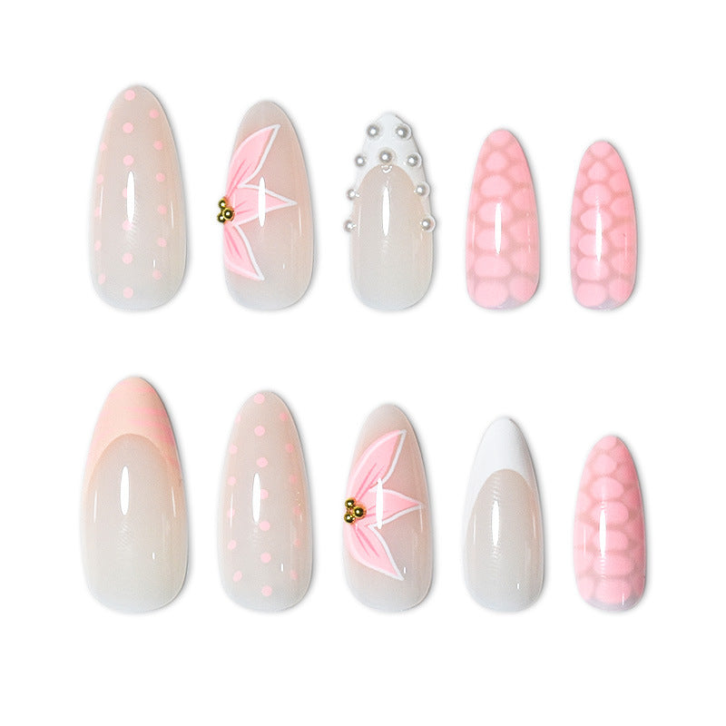 Elegantes Press-On-Nagelkunstset mit einzigartigen Designs Brehn