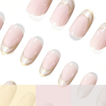 Stylische French Tip Acryl Nagelverstärkungen Brehn