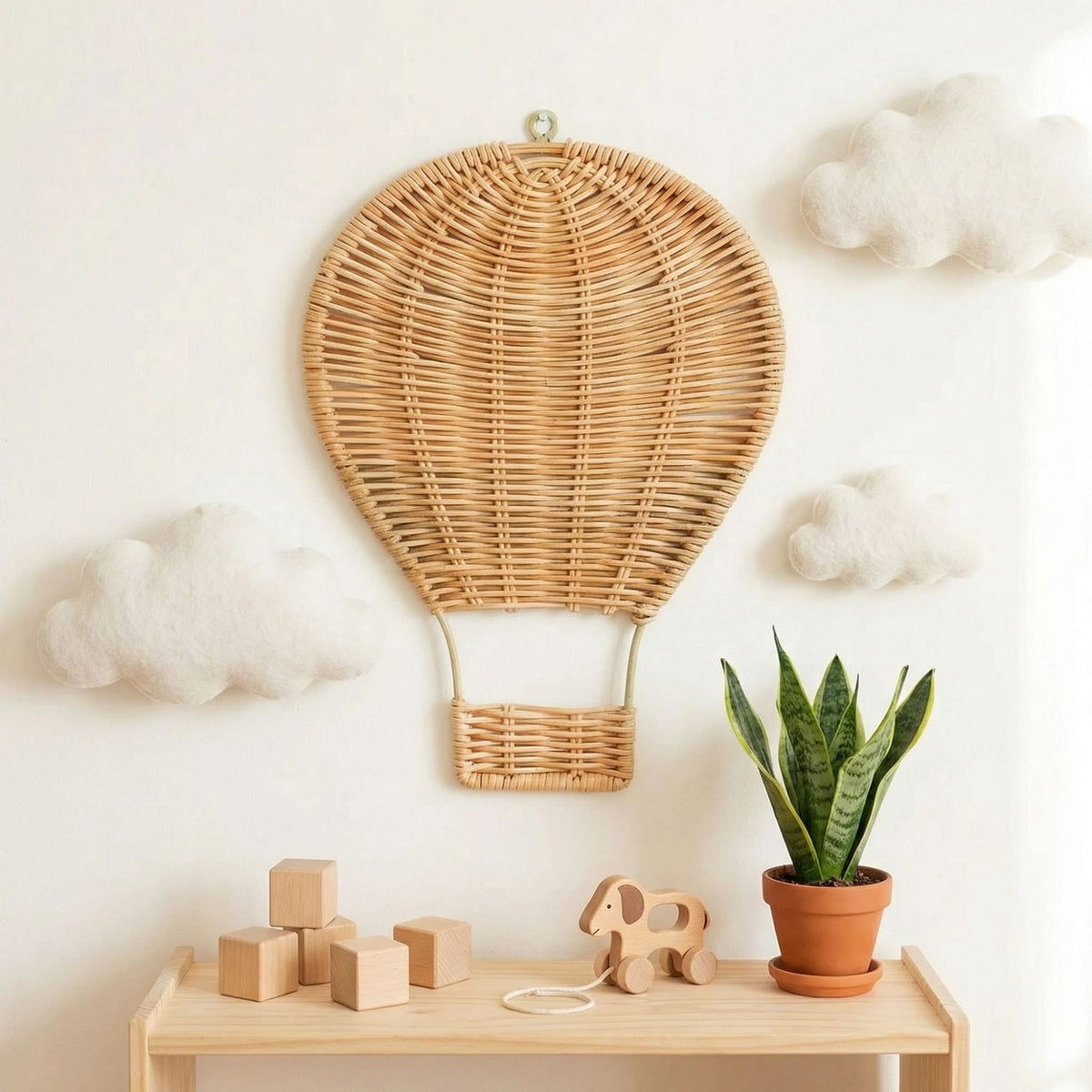 Wanddekoration im Heißluftballon-Design Brehn